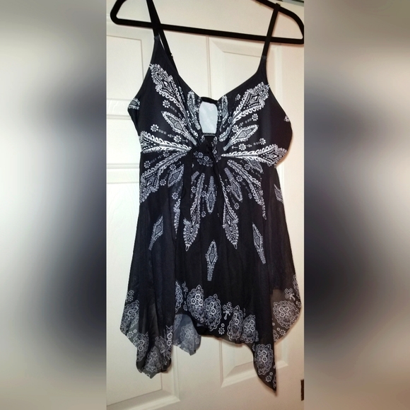 NWOT MESH HANDKERCHIEF HEM SWIM DRESS ADJUSTABLE KEY HOLE BUST XL - Picture 1 of 12